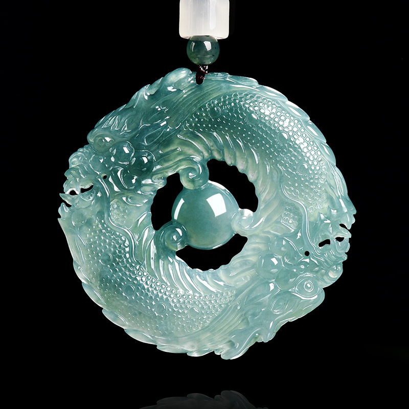 Colgante de Jadeíta Natural co - Jewelry & Watches Spółka Z Ograniczoną Odpowiedzialnością reseña y precio