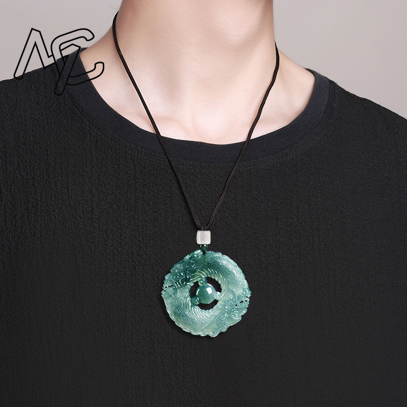 Colgante de Jadeíta Natural co - Jewelry & Watches Spółka Z Ograniczoną Odpowiedzialnością reseña y precio