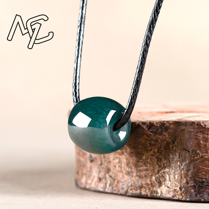 Colgante de Jadeíta Natural de - Jewelry & Watches Spółka Z Ograniczoną Odpowiedzialnością reseña y precio